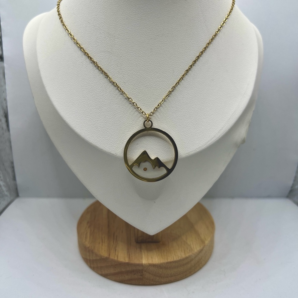 Mountain Chain Necklace